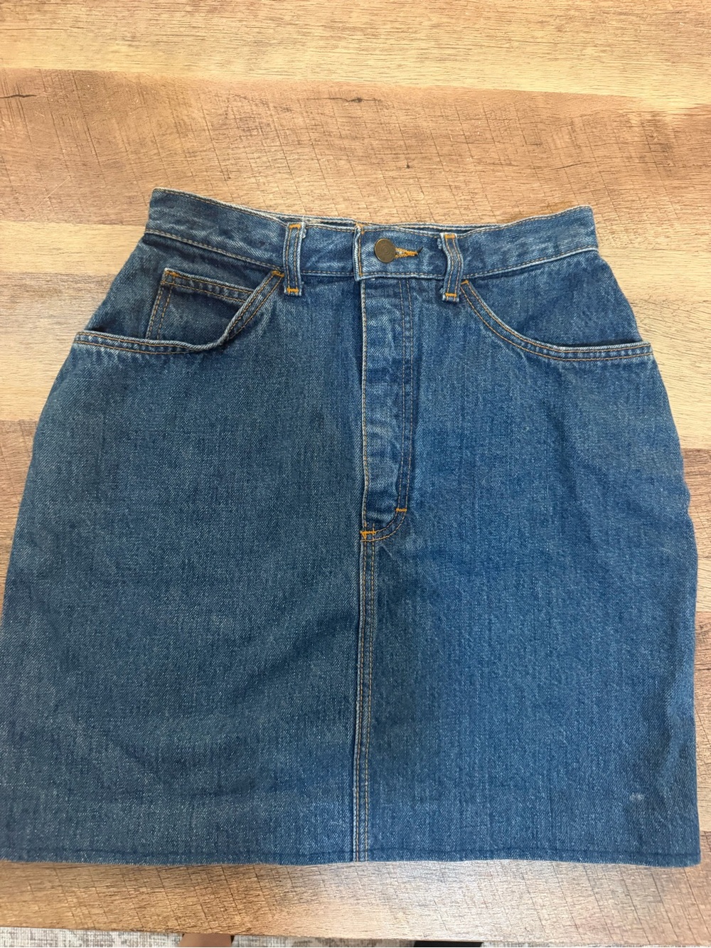 Classic Blue Denim Mini Skirt - High-Waist Casual Style